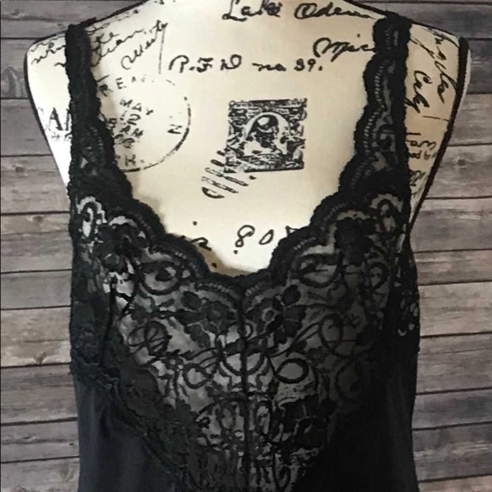 Black Lacy Cabernet Top